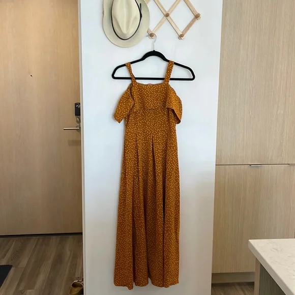 Summer dress - Picture 1 of 2